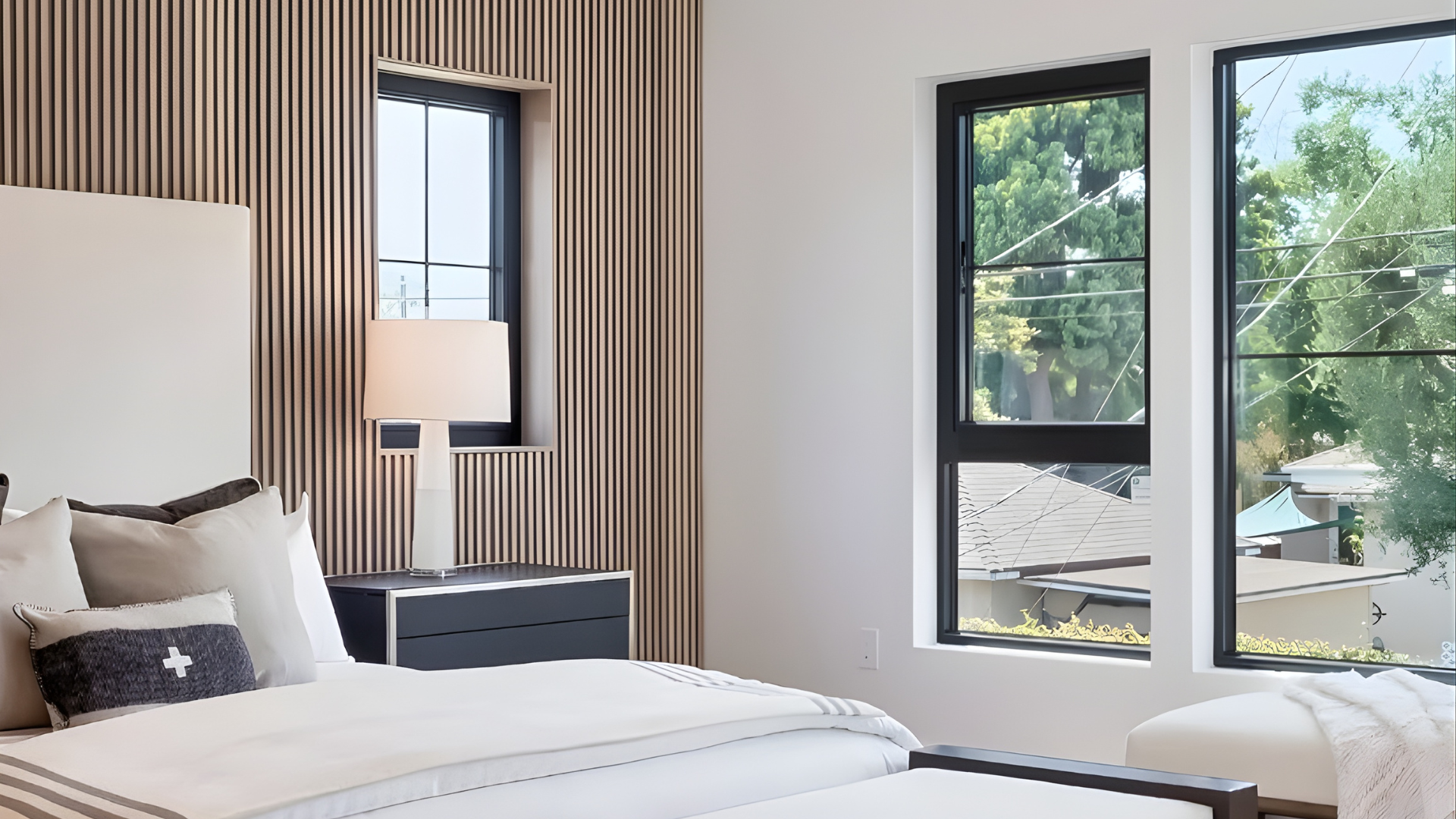 VLX 500 Single & Double Hung Window in Miami Beach, FL | TruePane Windows & Doors - detail 4
